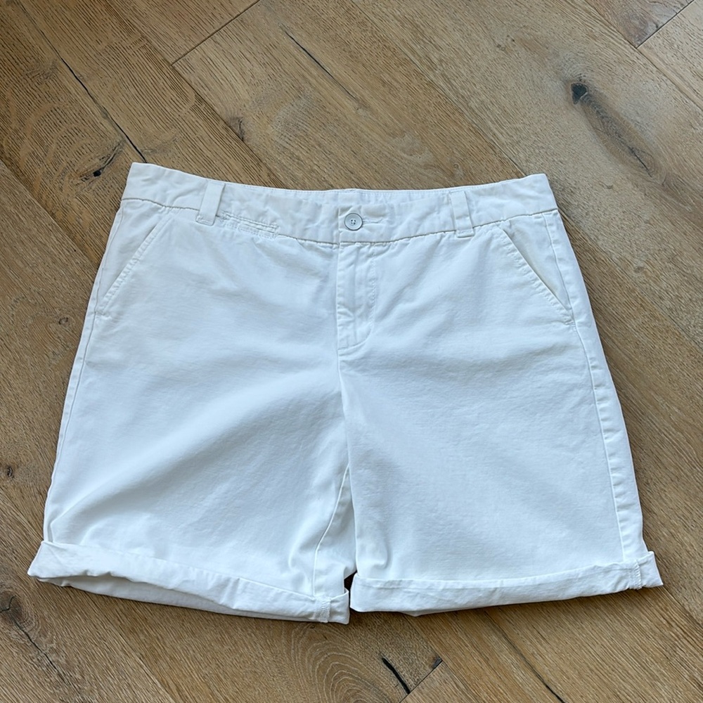 GAP Boyfriend Roll-Up Shorts Size 6 - Picture 2 of 5
